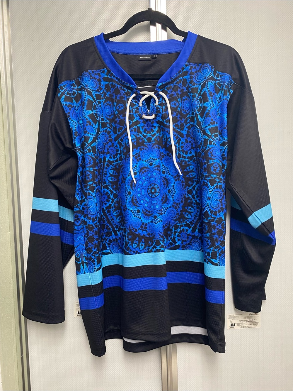 iHeartRaves Blue and Black Lace-Print Hockey Jersey